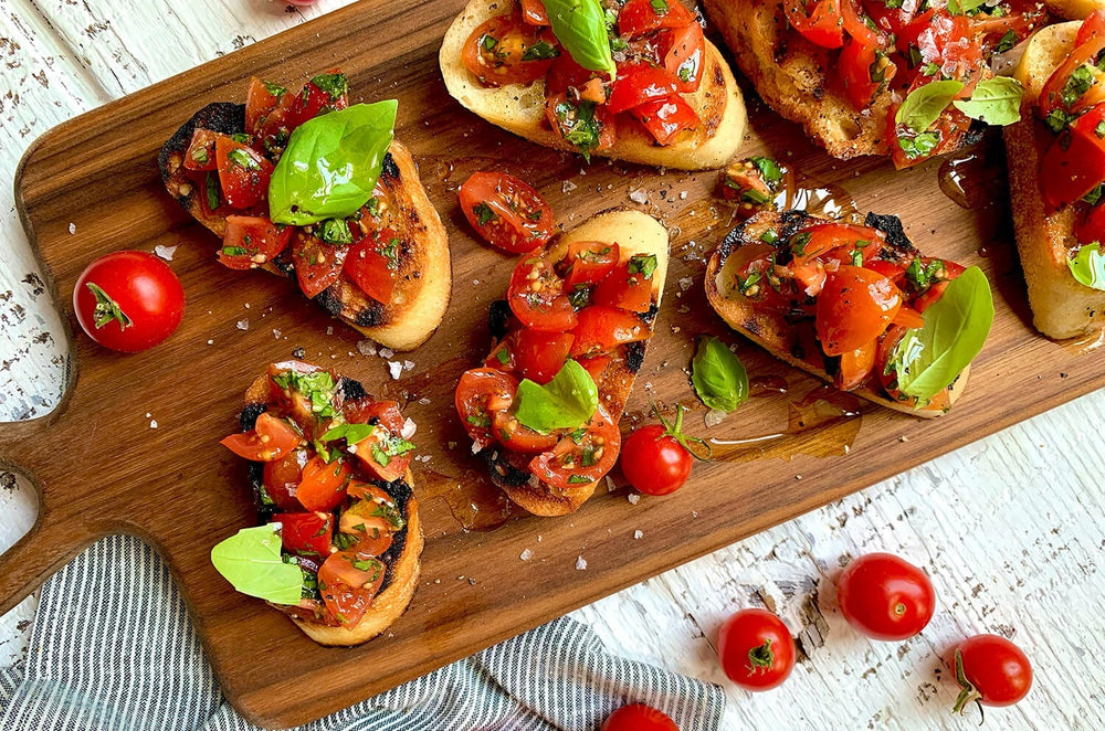 Bruschetta with Tomato and Basil