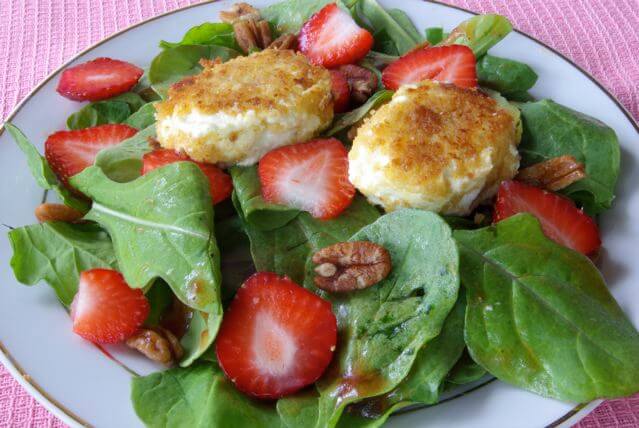 Arugula and Strawberry Salad with Warm Goat Cheese